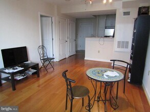 555 Massachusetts Ave NW in Washington, DC - Building Photo - Building Photo