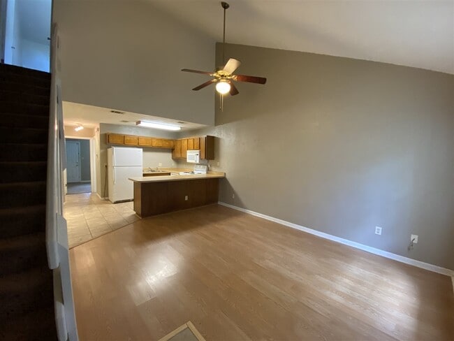 1159 Ocala Rd in Tallahassee, FL - Building Photo - Building Photo