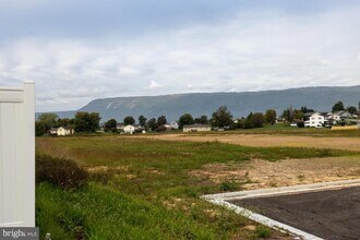 262 Allison Dr in Luray, VA - Building Photo - Building Photo