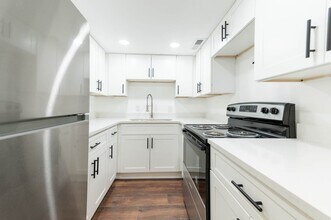 45 Governors Pl in Columbus, OH - Foto de edificio - Building Photo