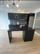 8 Tippett Rd in Toronto, ON - Building Photo - Building Photo