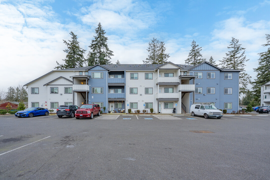 Whitney Lane Apartments in Parkland, WA - Building Photo