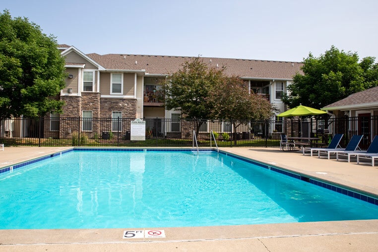 Providence Pointe in Johnston, IA - Foto de edificio