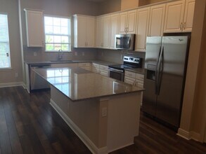 1028 Parma Cir in Lake Mary, FL - Building Photo - Building Photo