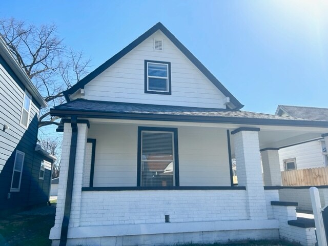 229 S Summit St in Indianapolis, IN - Building Photo - Building Photo