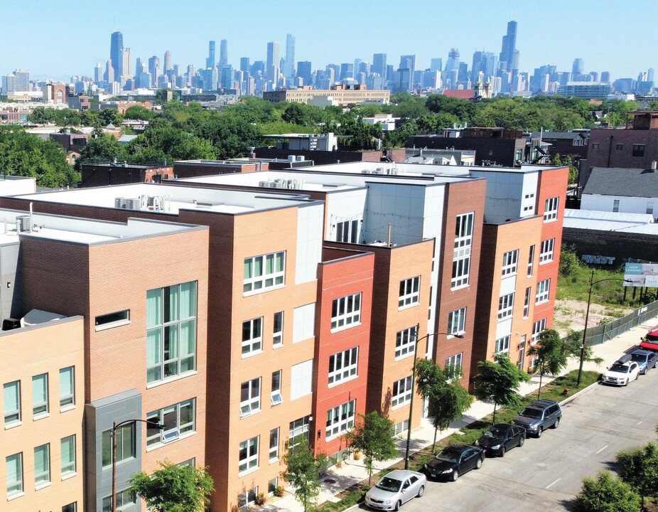 Arden of Lincoln Park in Chicago, IL - Building Photo