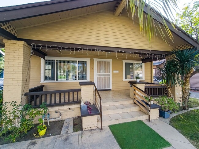 property at 126 E Garfield Ave