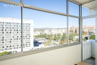 967 Hilgard Ave in Los Angeles, CA - Building Photo - Building Photo