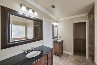 4725 Lashley Dr in Dallas, TX - Building Photo - Building Photo