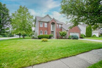 14170 Royalwood Dr in Fishers, IN - Building Photo - Building Photo