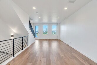 4765 Isla Daybreak Rd in South Jordan, UT - Building Photo - Building Photo
