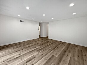 6474 Lipmann St in San Diego, CA - Building Photo - Building Photo