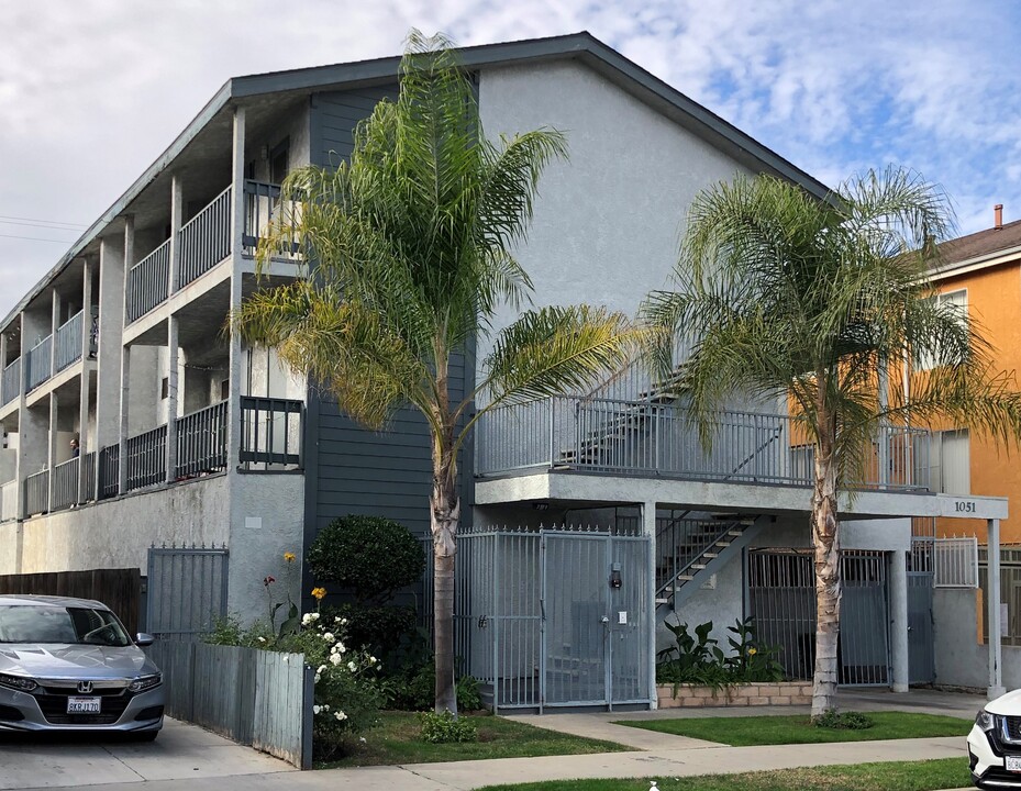 1051 Dawson Ave in Long Beach, CA - Building Photo