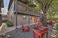 2211 Blodgett St photo'