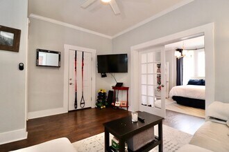 19 Graham St in Jersey City, NJ - Building Photo - Building Photo