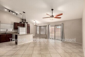 10264 E Dolphin Ave in Mesa, AZ - Building Photo - Building Photo