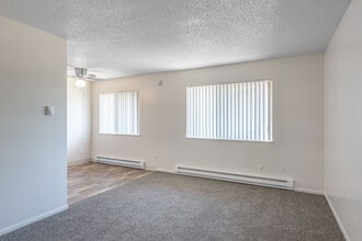 Maple Terrace Apartments in Hillsboro, OR - Foto de edificio - Interior Photo