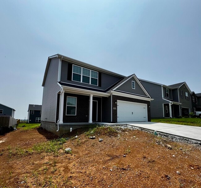 property at 224 Ivy Grn Pl