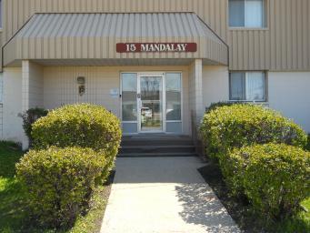 15 Mandalay Drive in Winnipeg, MB - Building Photo - Building Photo