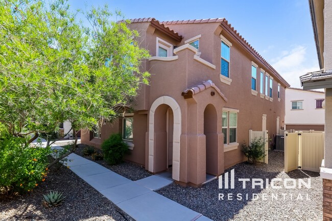 property at 12548 W Hummingbird Terrace
