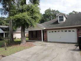 25303 SW 15th Ave in Newberry, FL - Building Photo