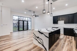 1459 McKee St in Dallas, TX - Building Photo - Building Photo
