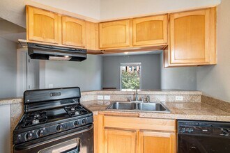 1629 N Clarkson St in Denver, CO - Building Photo - Building Photo