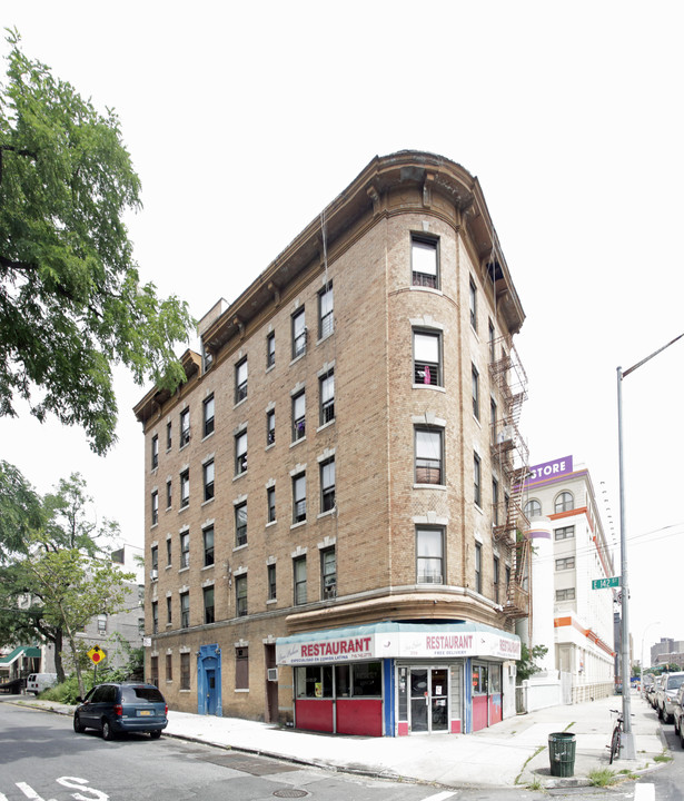 797 E 142nd St in Bronx, NY - Building Photo