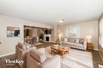 10153 Lawnhaven Dr in Indianapolis, IN - Building Photo - Building Photo