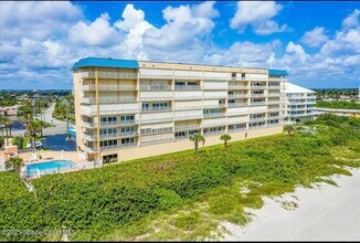 1095 N Hwy A1A in Indialantic, FL - Building Photo - Building Photo