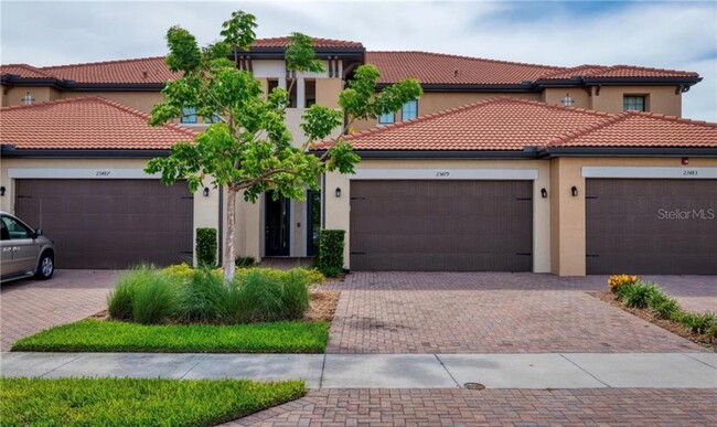 23479 Awabuki Dr in Venice, FL - Building Photo - Building Photo