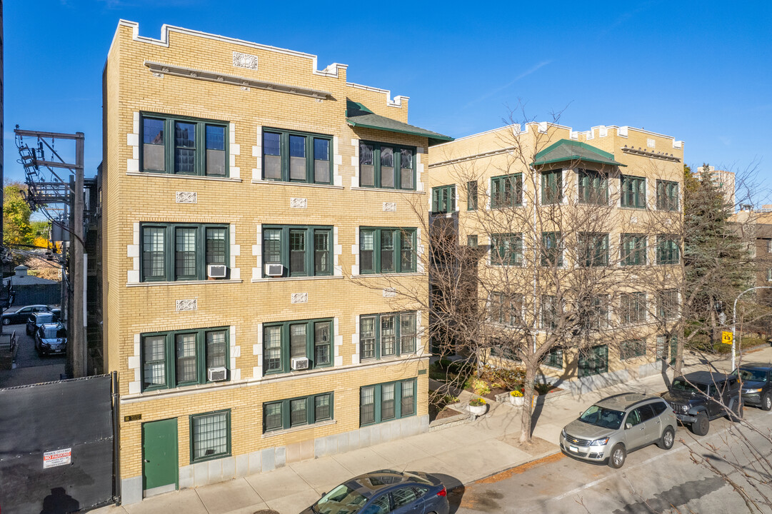 4310-4322 N Clarendon Ave in Chicago, IL - Building Photo