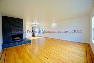 28 Leslie Ct in Novato, CA - Building Photo - Building Photo