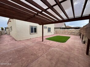 13523 Halifax St in Horizon City, TX - Building Photo - Building Photo