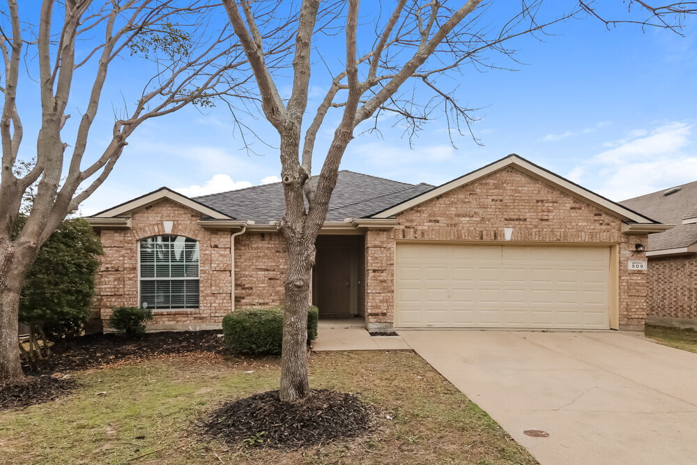 509 Branch St in Forney, TX - Building Photo