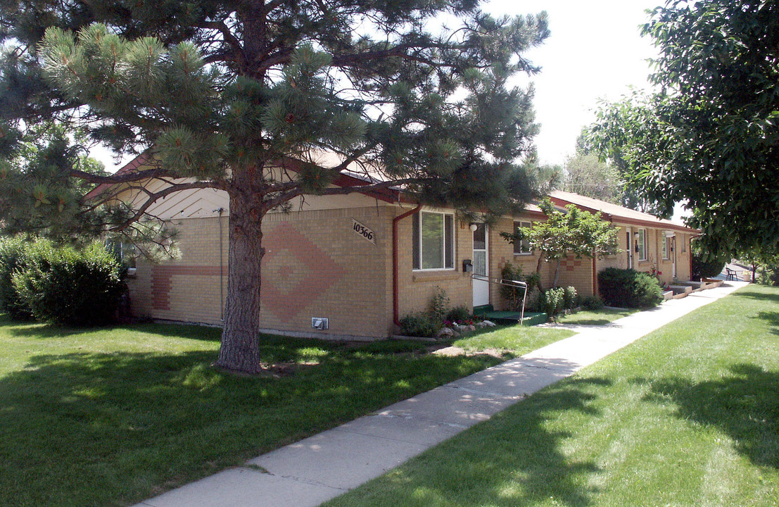 10366 W 59th Pl in Arvada, CO - Building Photo