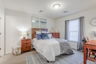 Alight Fayetteville in Fayetteville, AR - Building Photo - Interior Photo