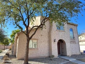 2332 N 84th Dr in Phoenix, AZ - Building Photo