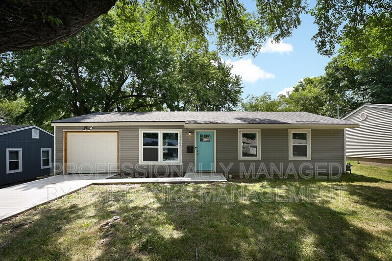 6405 E 150th St in Grandview, MO - Building Photo