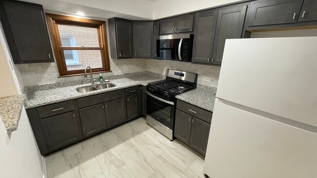 4532 Maple Ave in Brookfield, IL - Building Photo - Building Photo