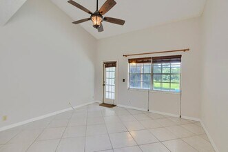 22552 Middletown Dr in Boca Raton, FL - Building Photo - Building Photo