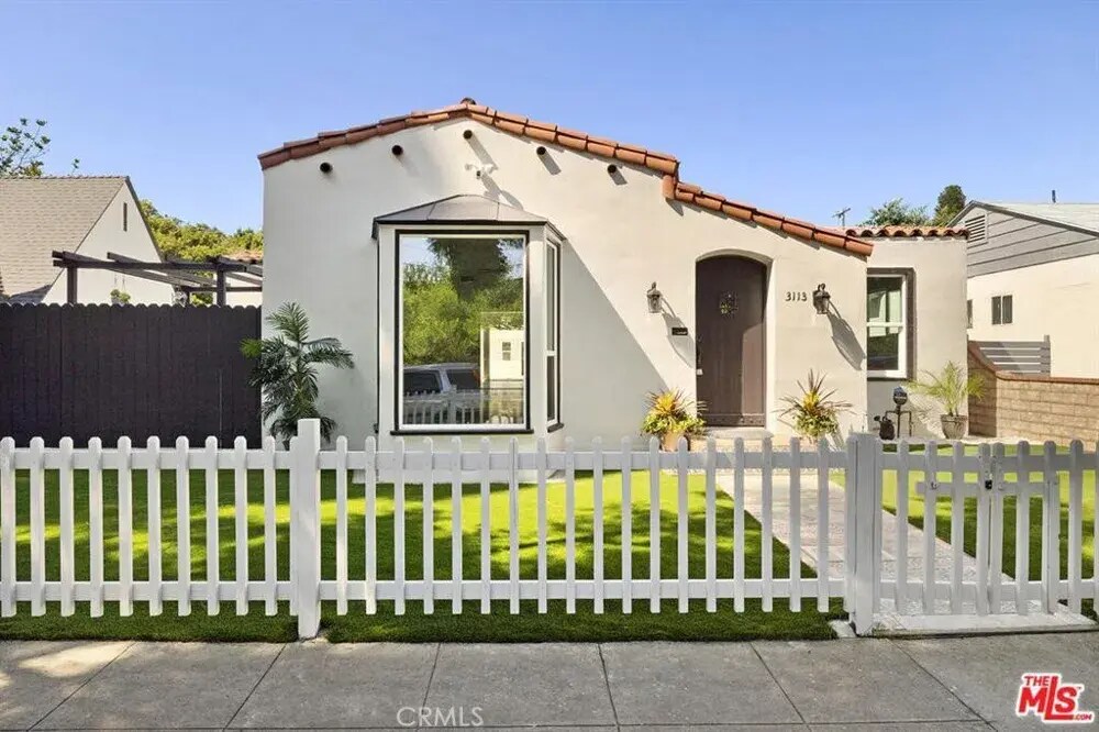 3113 Virginia Ave in Santa Monica, CA - Building Photo