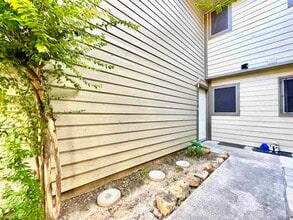 200 Martingale in Laredo, TX - Building Photo - Building Photo