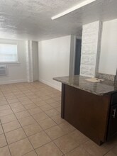 23 S Hollywood Ave in Daytona Beach, FL - Building Photo - Building Photo