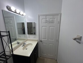 3399 W 90th Ter in Hialeah, FL - Building Photo - Building Photo