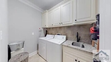 1761 Turtle Pond Dr in Watkinsville, GA - Building Photo - Building Photo