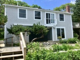 269 ME-32 in Bristol, ME - Building Photo