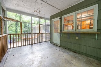406 N Estes Dr in Chapel Hill, NC - Building Photo - Building Photo
