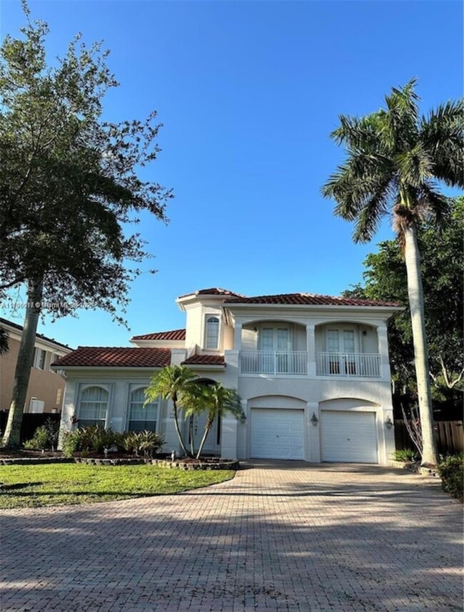 11388 NW 68th St in Doral, FL - Building Photo - Building Photo