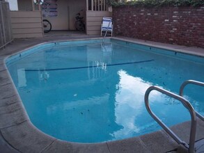 5929 Laurel Canyon Blvd in Los Angeles, CA - Building Photo - Building Photo